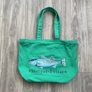Vineyard Vines - Green Tote Bag with Fish Print on Front